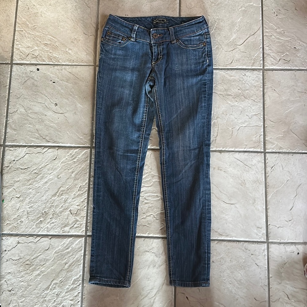 Seven7 dark blue jeans